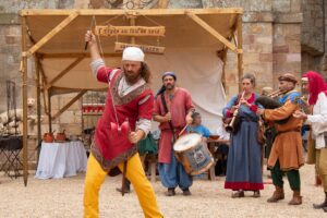 medievales narbonne abbaye fontfroide idee sortie