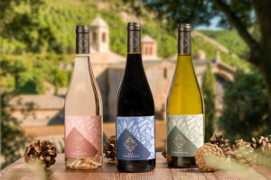 vins rouge blanc rosé les terrasses abbaye fontfroide degustation vente caveau