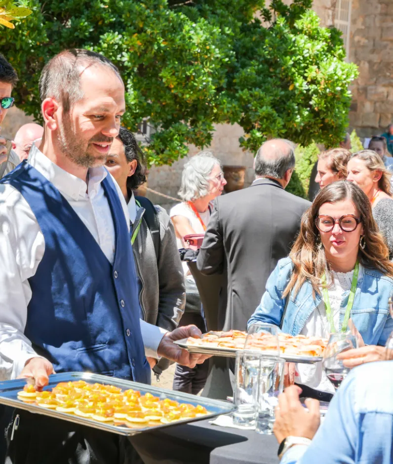 Fontfroide - Séminaire - Abbaye Cistercienne vivante - Service traiteur